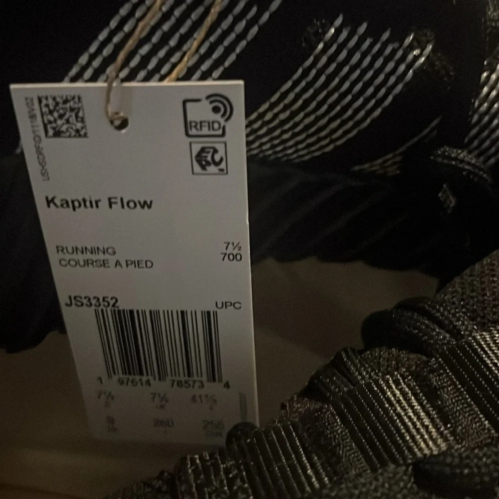 Wome Adidas Kaptir Flow running shoes new in box - Picture 6 of 6